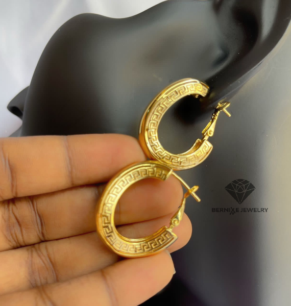 Wavy C Hoops Earrings Bernixe Jewelry